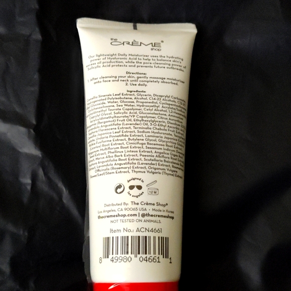 What Acne Moisturizer & Cleanser Set - Picture 3 of 5